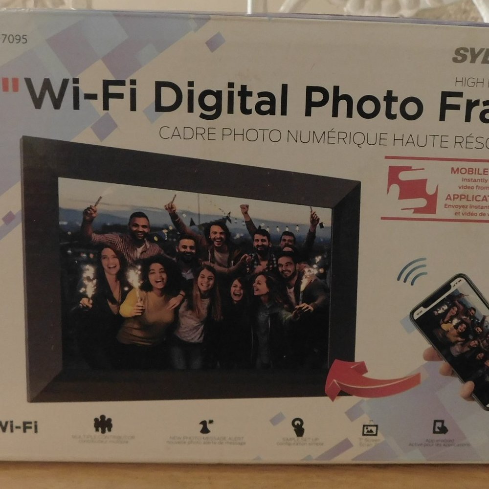 Sylvania, 7 in. Wi-Fi Frame APP Control Digital Cloud Picture Frame, Black